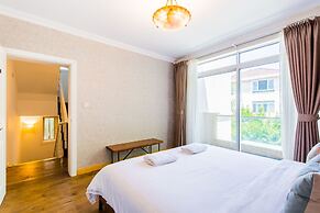 Summer Villa with 5 BRs