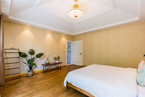 Summer Villa with 5 BRs