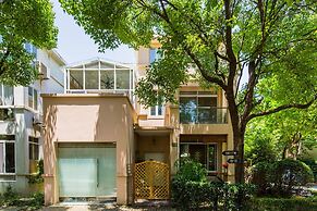 Summer Villa with 5 BRs