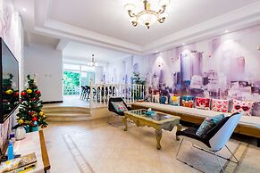 Summer Villa with 5 BRs