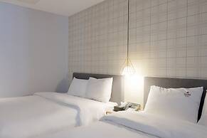 Hound Hotel Seomyeon - Bumcheon