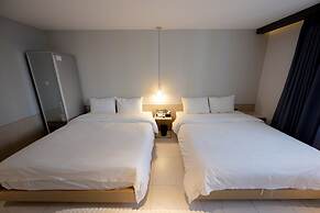 Hound Hotel Seomyeon - Bumcheon