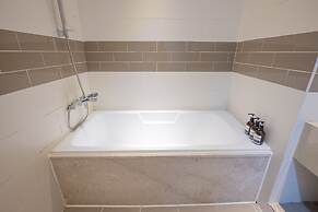 Hound Hotel Seomyeon - Bumcheon