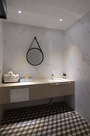 Hound Hotel Seomyeon - Bumcheon