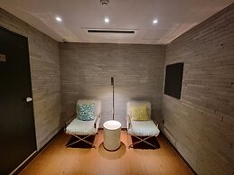 Hound Hotel Seomyeon - Bumcheon