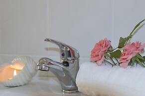 Antouanetta Apartments