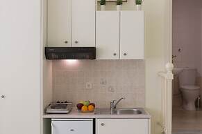 Antouanetta Apartments