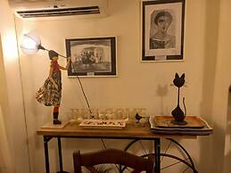 Antouanetta Apartments