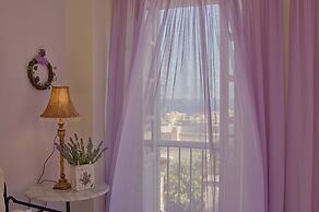 Antouanetta Apartments