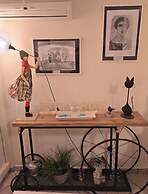 Antouanetta Apartments