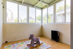 Cambridge Villa with 5 BRs