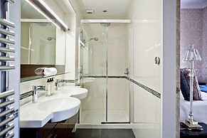 Molly Malone Suite by 5STARSTAY