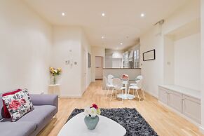 John Lennon Suite - hiphipstay