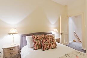 John Lennon Suite - hiphipstay