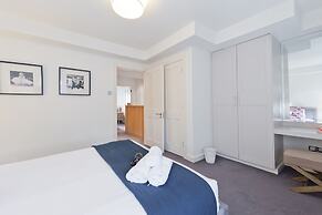 John Lennon Suite - hiphipstay