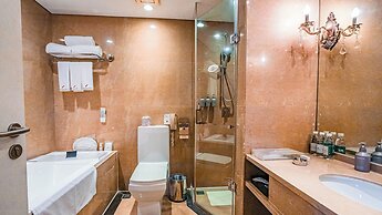 Luoyang Christian's Hotel