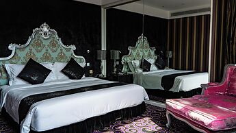 Luoyang Christian's Hotel