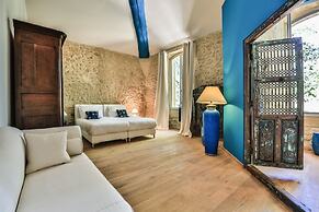 1784 Domaine de Lourmarin