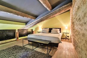 1784 Domaine de Lourmarin