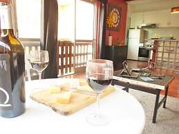 Caparica Central Apartment by Host-Point