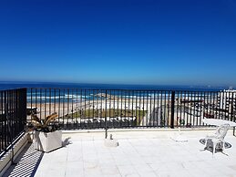 Caparica Luxury Apartment by Host-Point