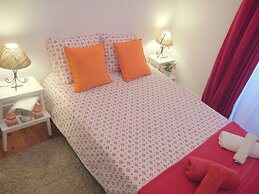 Estrela Charming Rooms by Host-Point