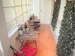 Estrela Charming Rooms by Host-Point