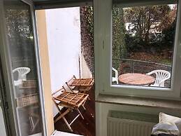 A&S Hostel Bonnerstr. 64