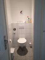 A&S Hostel Bonnerstr. 64