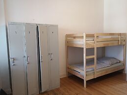 A&S Hostel Bonnerstr. 64