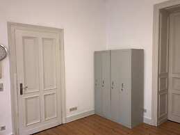 A&S Hostel Bonnerstr. 64