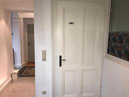 A&S Hostel Bonnerstr. 64