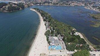 Camping Bayona Playa