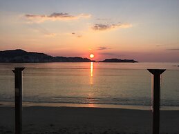 Camping Bayona Playa