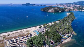 Camping Bayona Playa