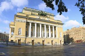 Welcome Home Apartments Rubinshteyna 9