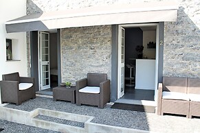 Grayci s House by Our Madeira