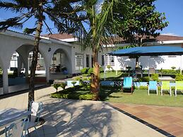 Blue Lagoon Lodge Blantyre