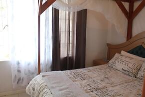 Blue Lagoon Lodge Blantyre