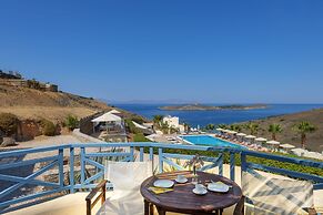 Sunrise Beach Suites