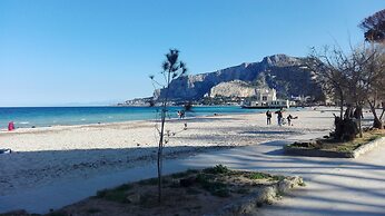 Home Beach Mondello Galatea