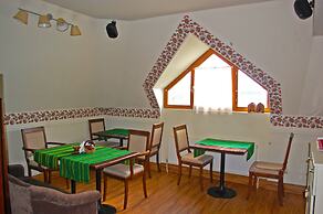 Mini Hotel Khata