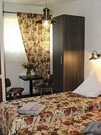 Mini Hotel Khata