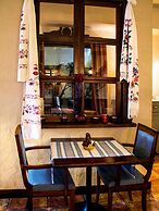 Mini Hotel Khata