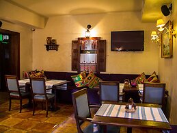 Mini Hotel Khata