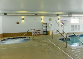 Newcastle Lodge and Convention Center