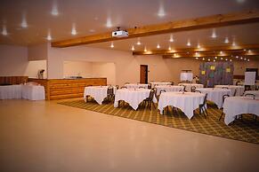 Newcastle Lodge and Convention Center