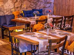 Livan Hotel Deluxe