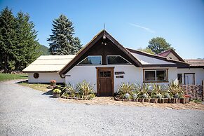 Paradise Village Hotel