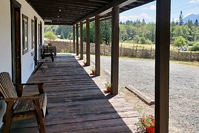 Paradise Village Hotel